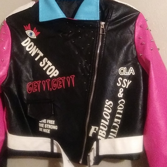 SOLD SHORT Collection Jacket - Picture 2 of 6